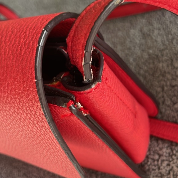 Street Level Crossbody Handbag - Picture 8 of 14